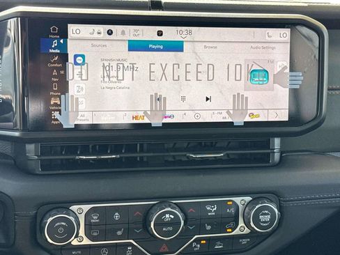 New 2026 Jeep Gladiator Mojave image 16