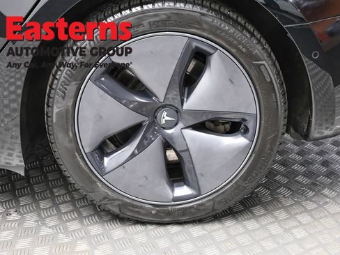 Used 2018 Tesla Model 3 Long Range image 8