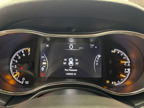 Used 2017 Jeep Grand Cherokee Trailhawk w/ Trailhawk Luxury Group image 14