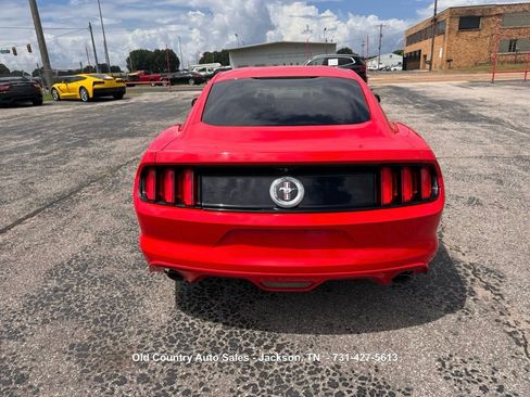 Used 2016 Ford Mustang Coupe RWD image 6