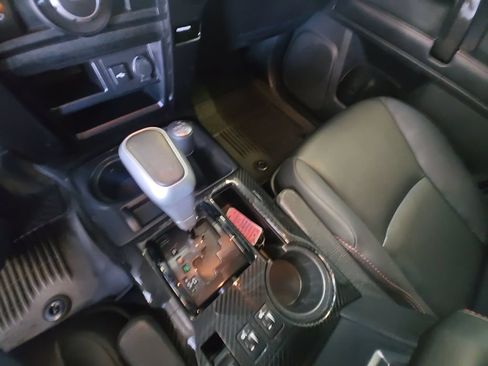 Used 2024 Toyota 4Runner TRD Off-Road Premium w/ Off Road Premium Plus Package AWD/4WD image 18