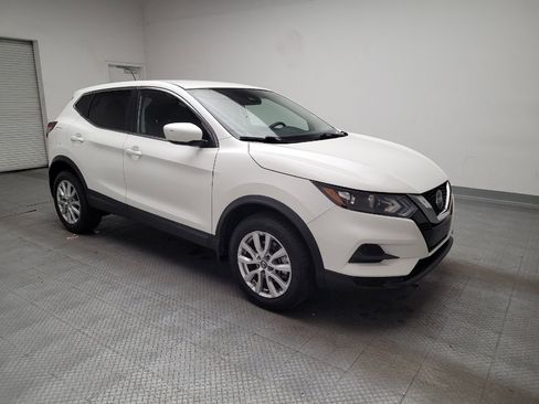 Used 2021 Nissan Rogue Sport S image 11