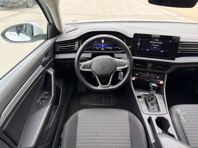 Used 2025 Volkswagen Jetta S FWD image 16