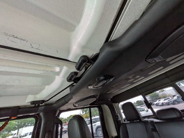 Used 2022 Jeep Gladiator Mojave w/ Cold Weather Group AWD/4WD image 23