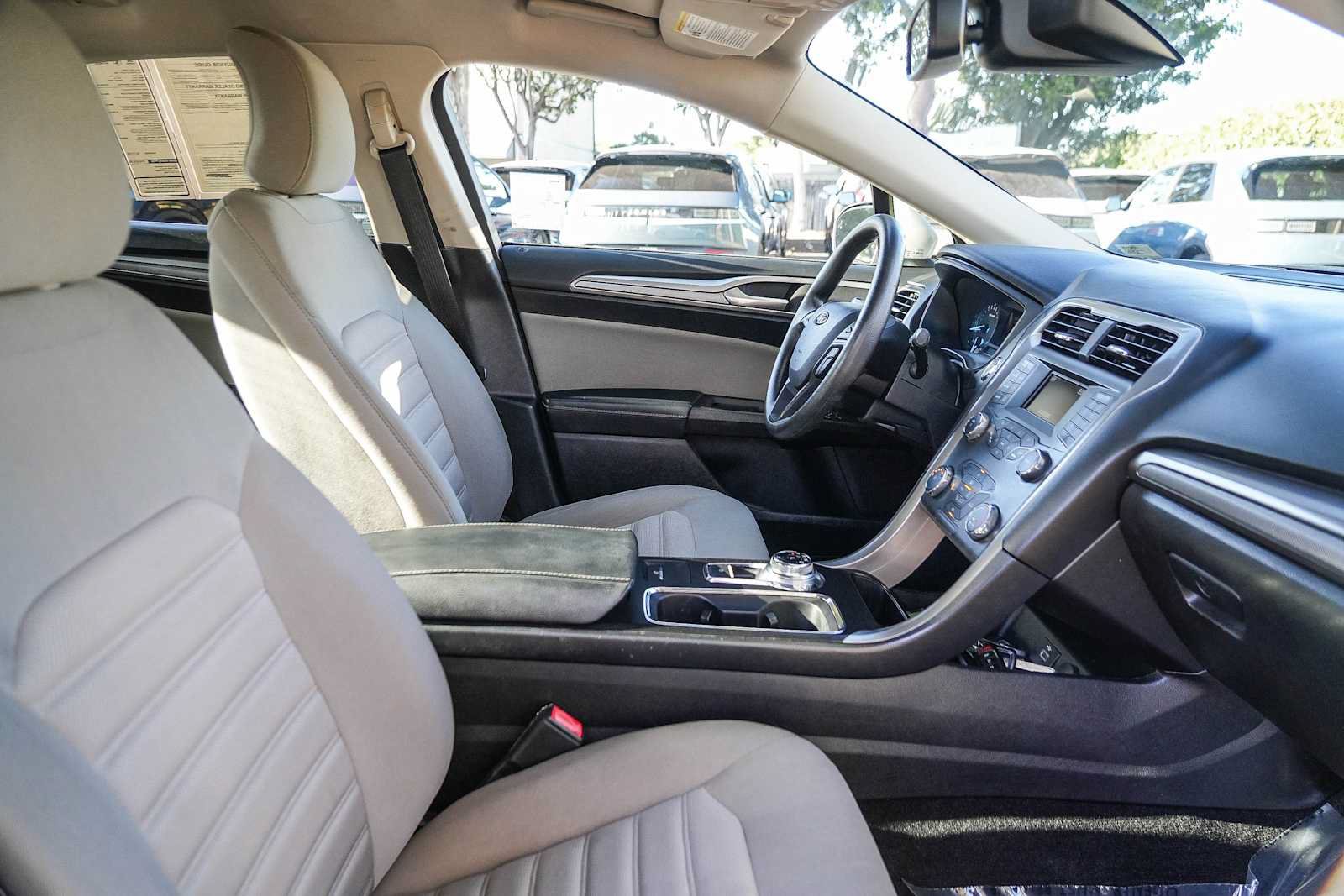 Used 2019 Ford Fusion S FWD image 16