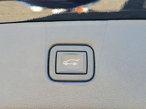 Used 2023 Chevrolet Blazer Premier w/ Driver Confidence II Package FWD image 11