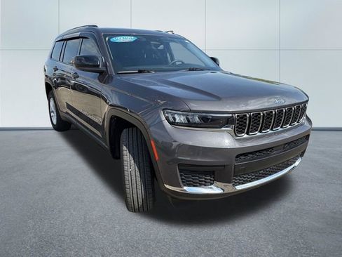 Used 2023 Jeep Grand Cherokee L Laredo w/ Luxury Tech Group I AWD/4WD image 5