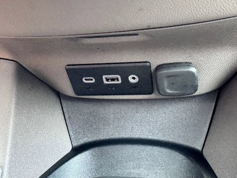 Used 2023 Chevrolet Malibu LS FWD image 25