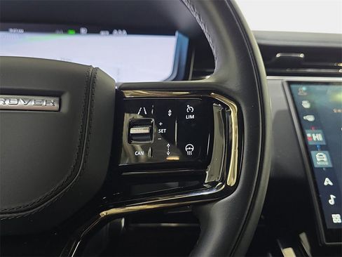 Used 2024 Land Rover Range Rover Sport Dynamic SE image 21