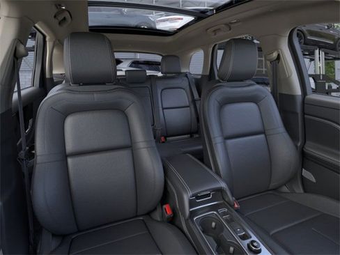 New 2026 Lincoln Corsair Grand Touring image 10