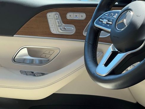 Certified 2022 Mercedes-Benz GLS 450 4MATIC image 29