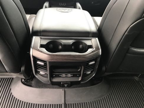 Used 2025 RAM 1500 Laramie AWD/4WD image 14