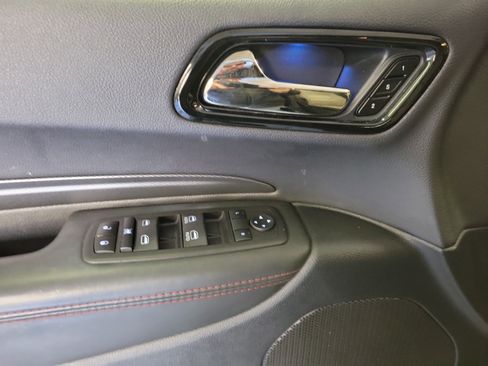 Used 2023 Dodge Durango GT image 18