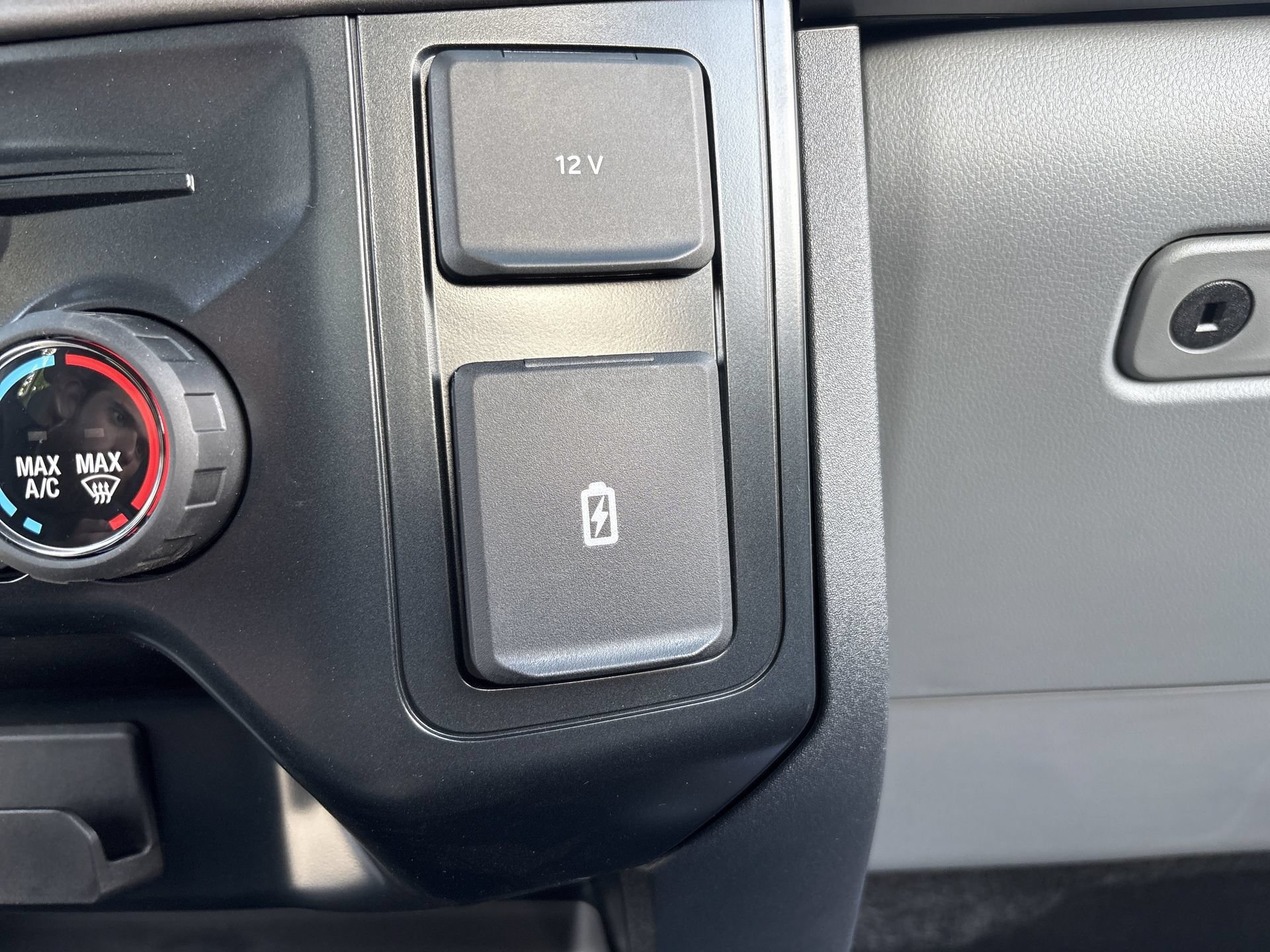 New 2026 Ford F150 XLT AWD/4WD image 17