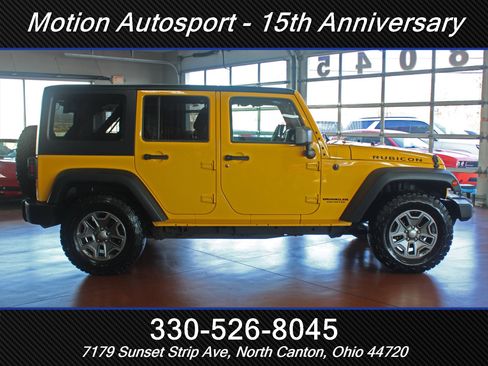 Used 2015 Jeep Wrangler Unlimited Rubicon w/ Dual Top Group image 12