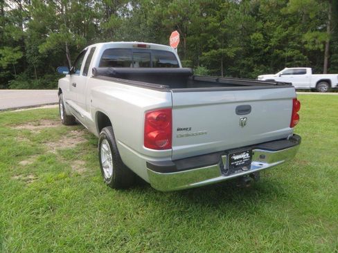 Used 2006 Dodge Dakota Laramie RWD image 8