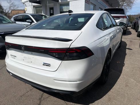 Used 2023 Honda Accord Sport image 6