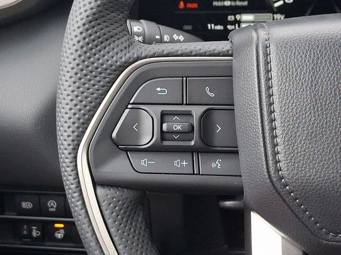 Certified 2026 Toyota Tundra Limited AWD/4WD image 19