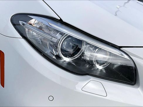 Used 2015 BMW 528i Sedan image 29