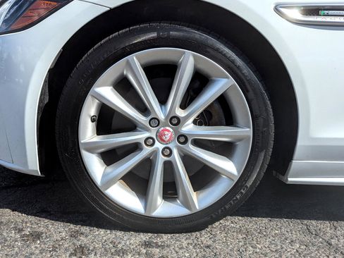 Used 2016 Jaguar XF R-Sport image 55