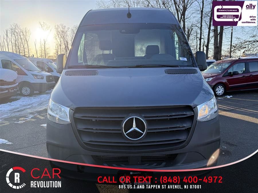 Used 2021 Mercedes-Benz Sprinter 2500 image 2