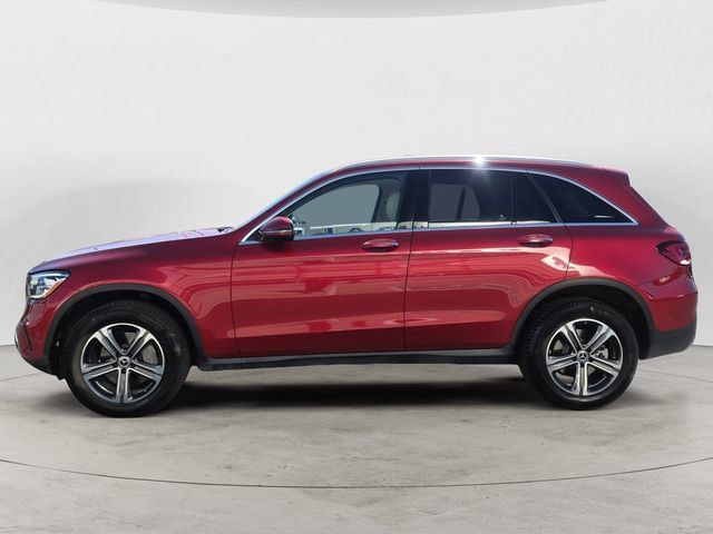 Used 2020 Mercedes-Benz GLC 300 4MATIC image 2