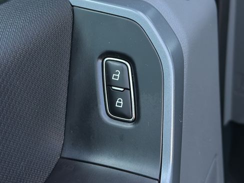 Used 2023 Ford F150 XLT w/ Trailer Tow Package image 26