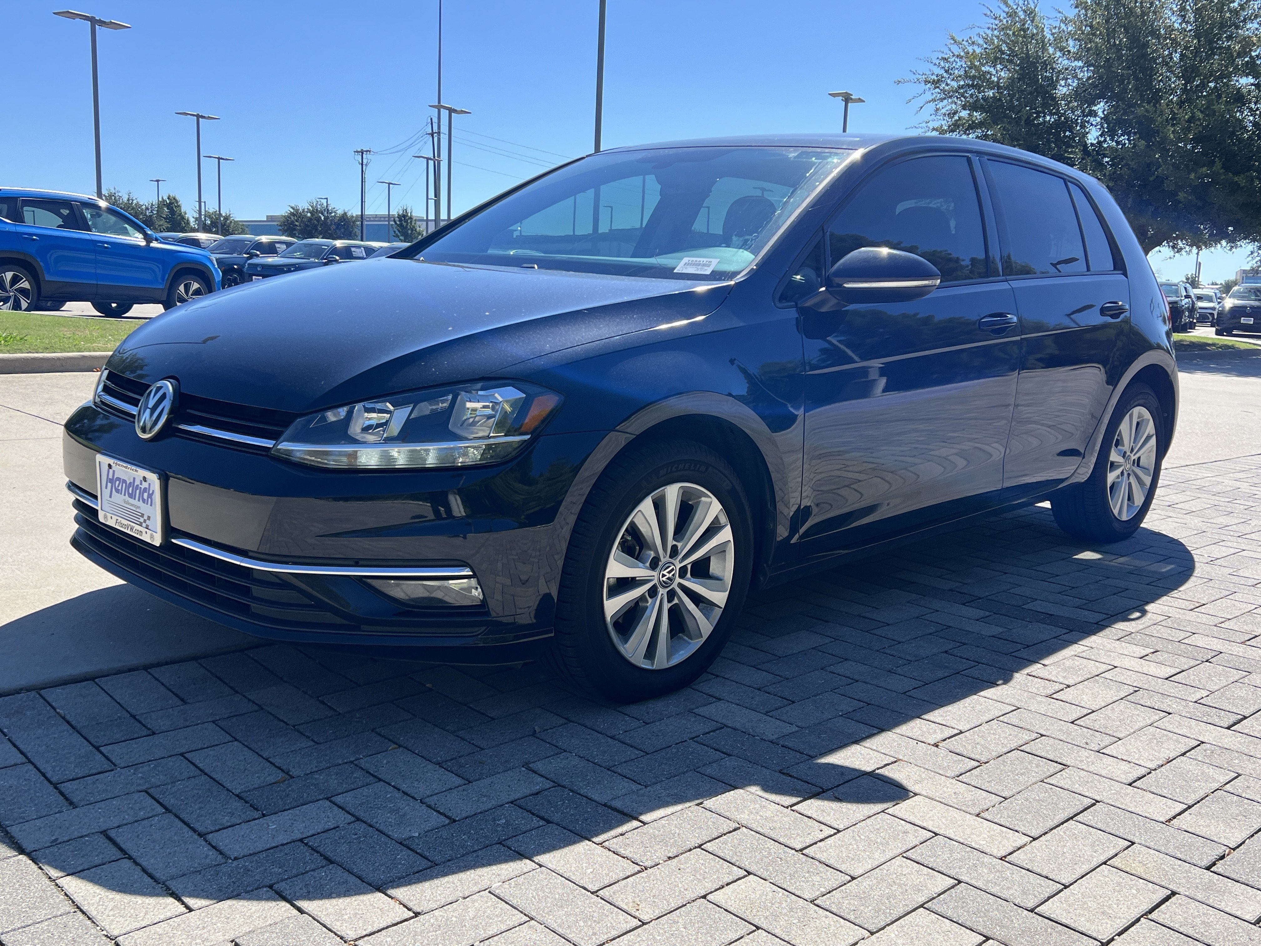 Used 2018 Volkswagen Golf SE FWD image 4