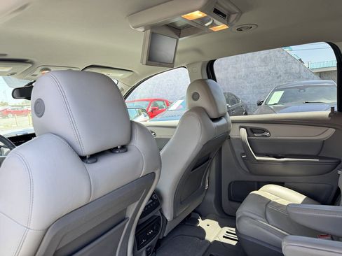 Used 2014 Chevrolet Traverse LT FWD image 29