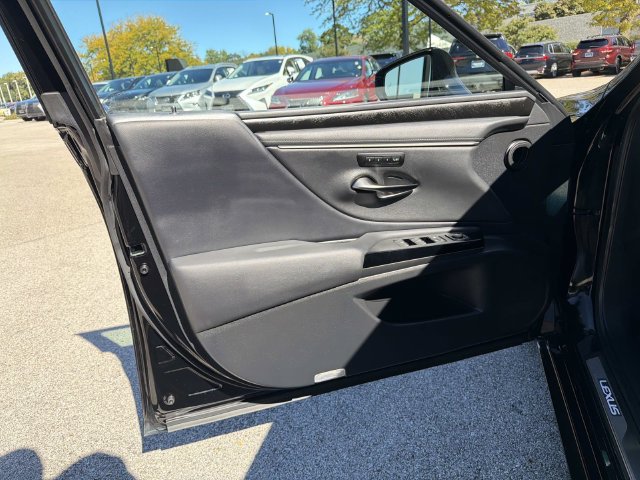 Certified 2023 Lexus ES 350 w/ Premium Package FWD image 17