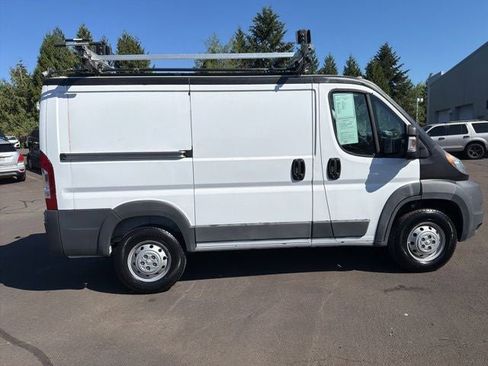 Used 2017 RAM ProMaster 1500 FWD image 2