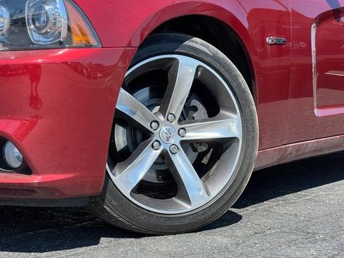 Used 2014 Dodge Charger R/T RWD image 2