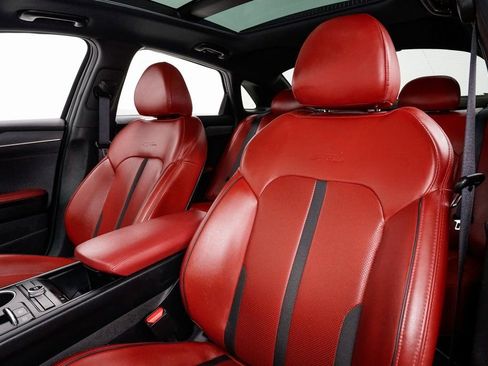 Used 2023 Kia K5 GT-Line image 10