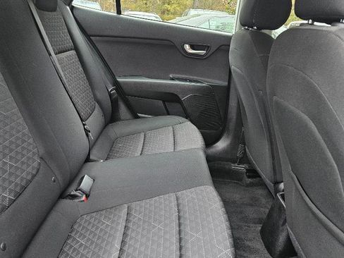Used 2021 Kia Rio LX image 40