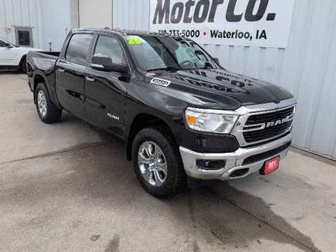 Used 2020 RAM 1500 Big Horn AWD/4WD image 4