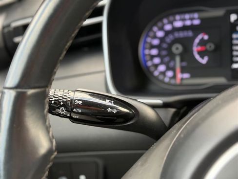 Used 2023 Hyundai Santa Cruz SE image 37