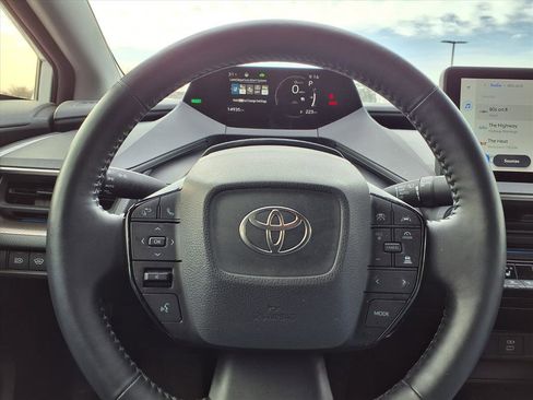 Used 2024 Toyota Prius XLE image 19