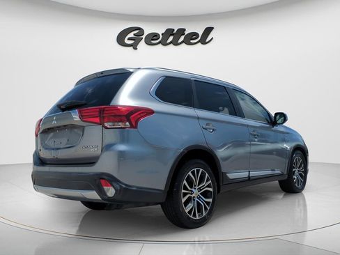 Used 2017 Mitsubishi Outlander GT AWD/4WD image 5