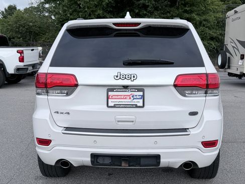 Used 2018 Jeep Grand Cherokee Overland AWD/4WD image 8