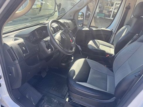 Used 2019 RAM ProMaster 2500 image 13