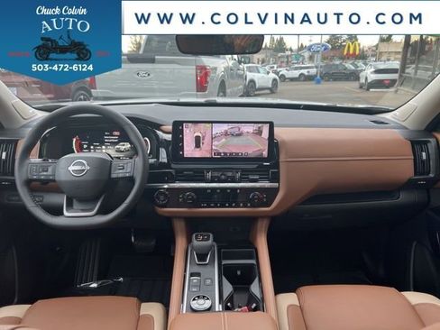 New 2026 Nissan Pathfinder Platinum image 15