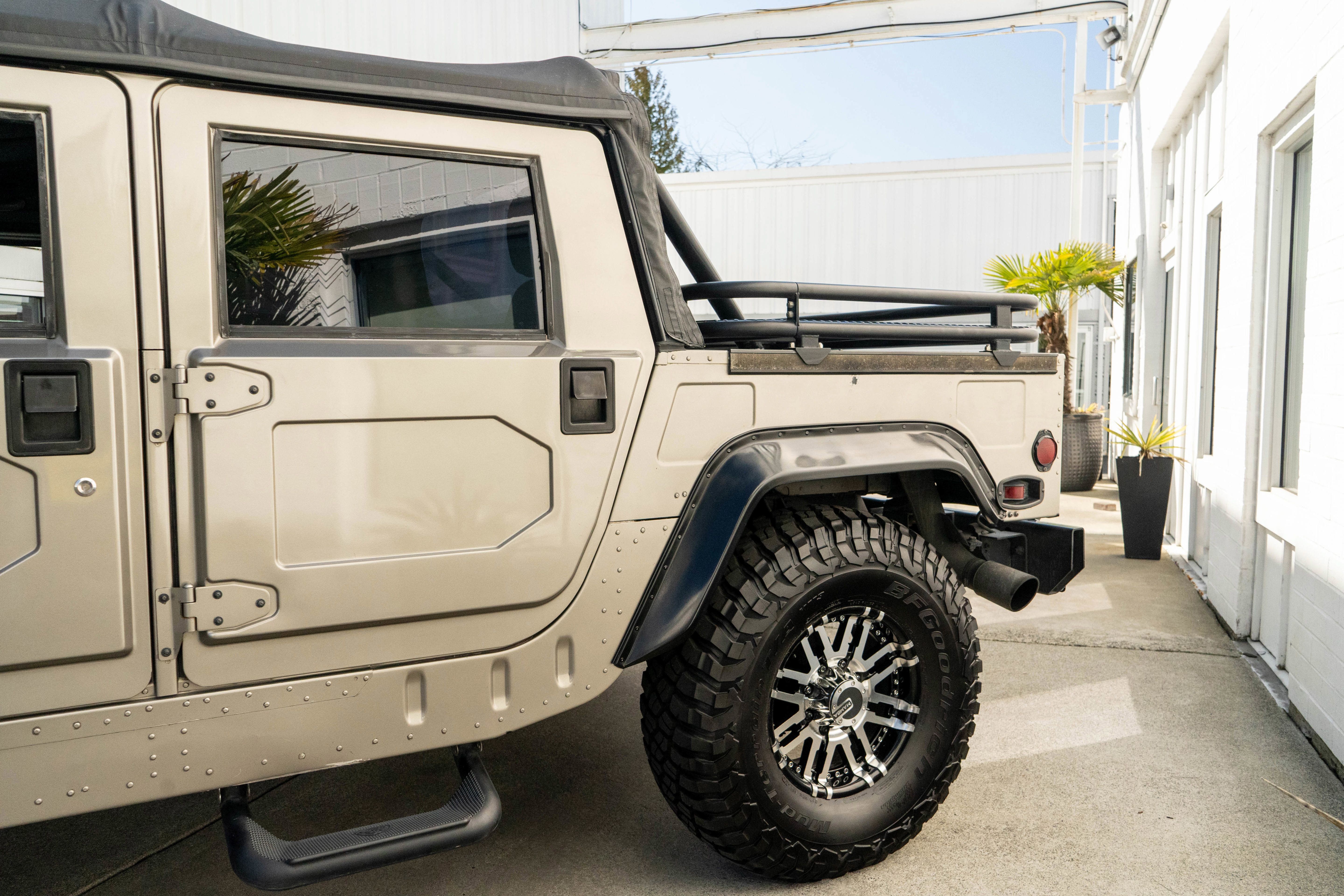 Used 2000 HUMMER H1 4-Door Open Top AWD/4WD image 6
