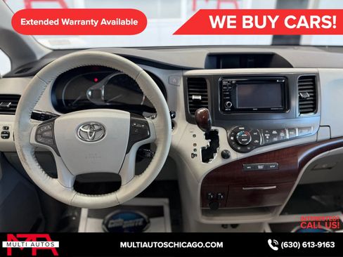 Used 2014 Toyota Sienna XLE FWD image 12
