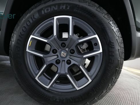 Used 2024 Rivian R1S Adventure Dual AWD/4WD image 20