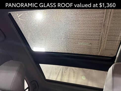 Certified 2022 Toyota Camry XLE w/ Navigation Package image 8