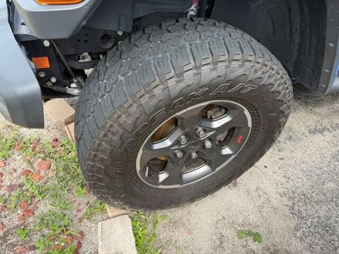 Used 2020 Jeep Gladiator Rubicon AWD/4WD image 8