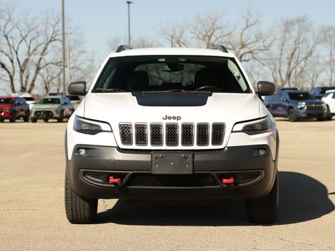Used 2019 Jeep Cherokee Trailhawk w/ Cold Weather Group image 2