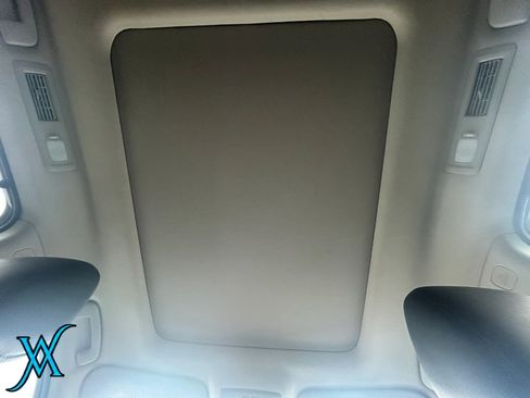 Used 2022 Nissan Pathfinder Platinum w/ Cargo Package FWD image 37