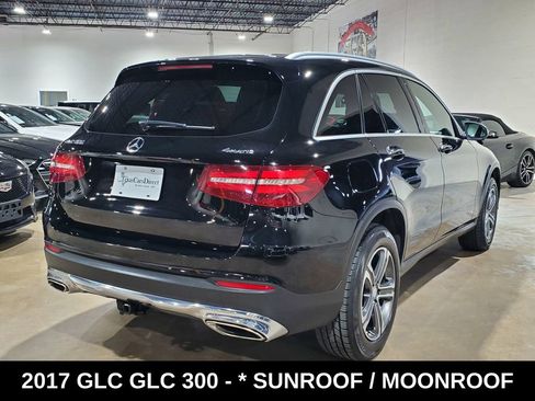 Used 2017 Mercedes-Benz GLC 300 4MATIC image 9