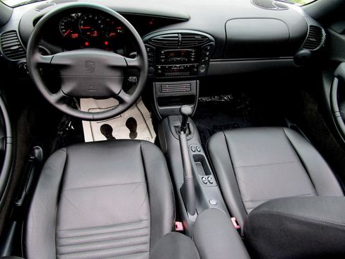 Used 1999 Porsche Boxster RWD image 2
